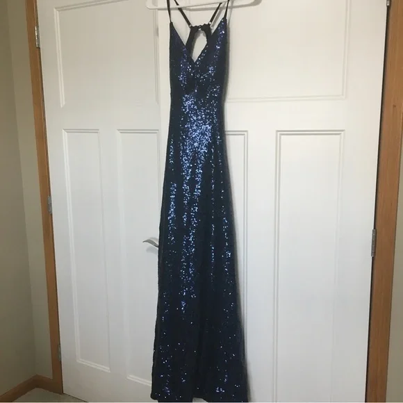 Morgan & Co size 5/6 keyhole back navy sequins dress - Picture 6 of 16